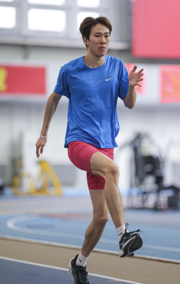 提升观赛体验的B体育下载入口优势